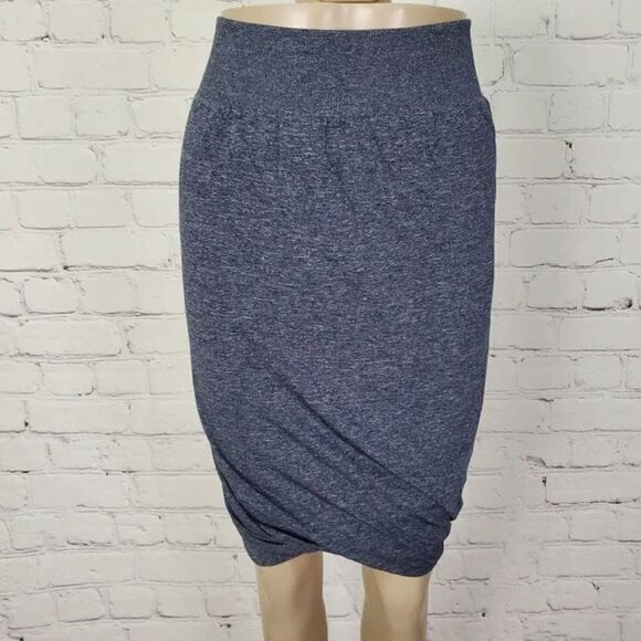 Lululemon Boulevard Bliss Skirt True Navy Blue White 6 - Picture 2 of 8